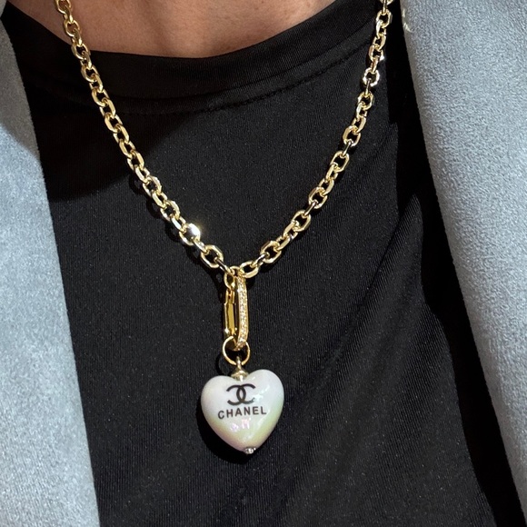 Upcycled Puffy Heart Chanel Pendant White - Picture 5 of 7